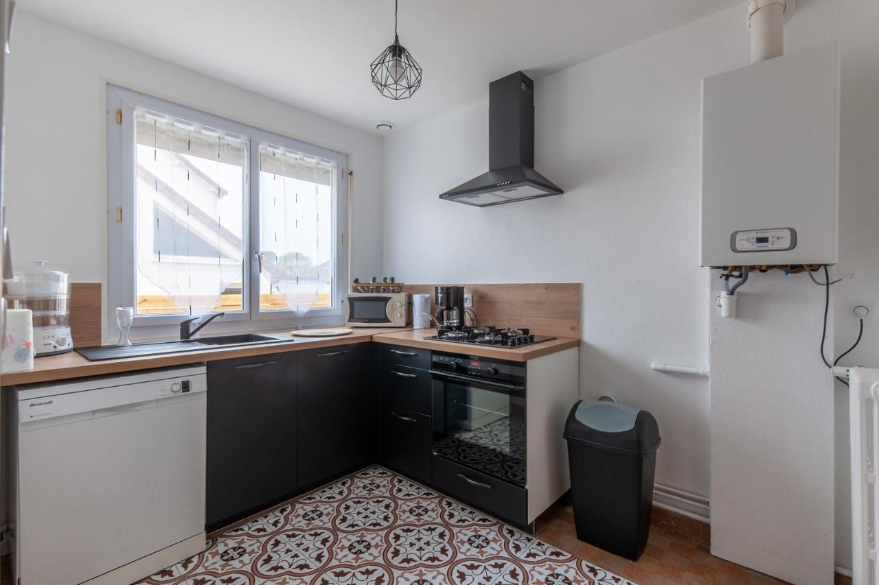 Gite Renardeau - Maison A Deux Pas Du Centre Ville Carentan Zewnętrze zdjęcie